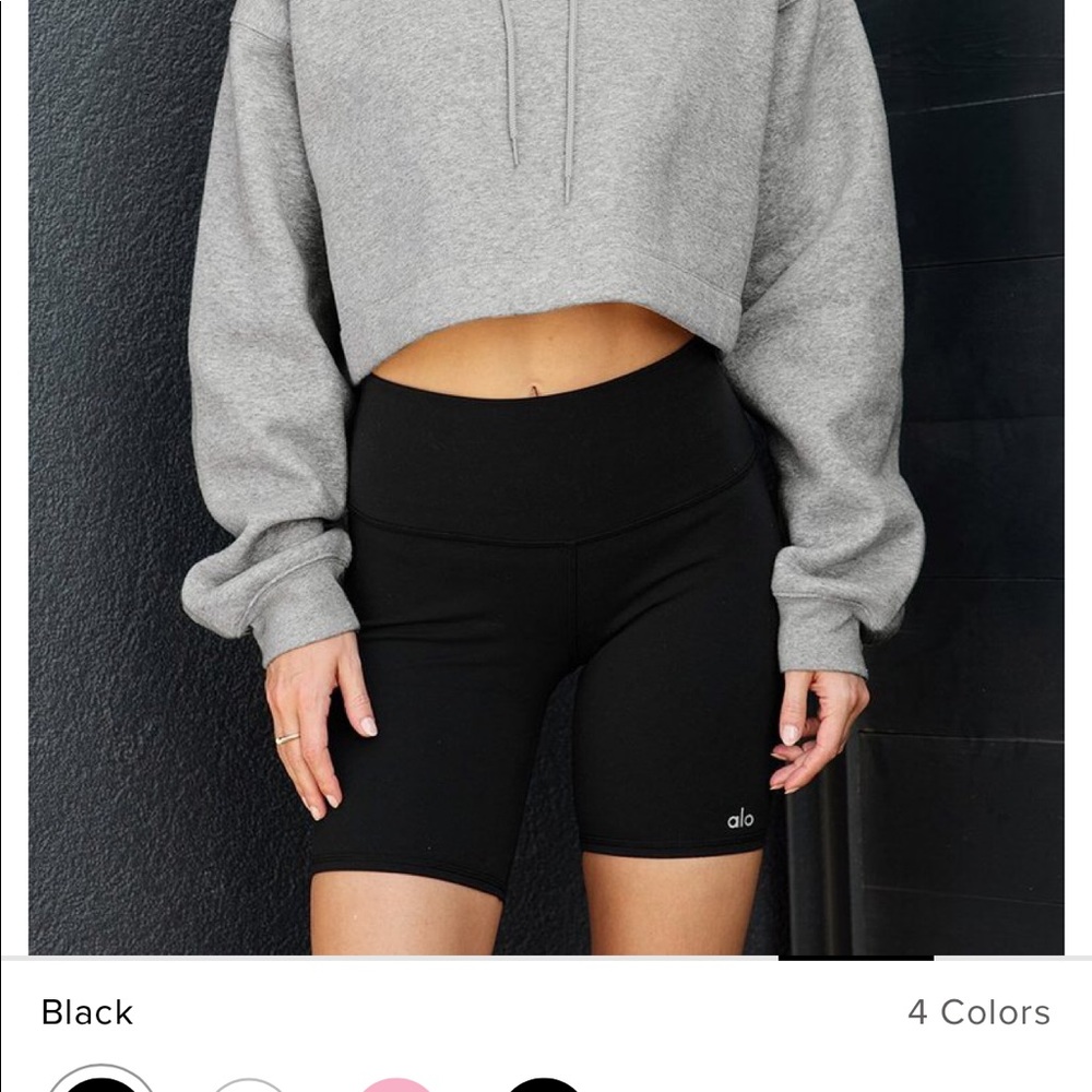 NWOT Alo Yoga HW biker short, black, medium